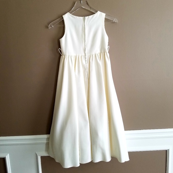 Flower Girl Dress - Ivory Cream - Size 8 - Picture 3 of 6